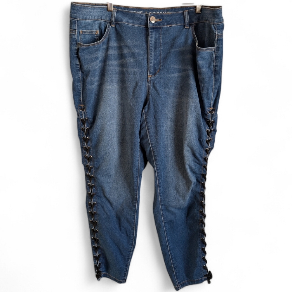 Love & Legend Blue Jeans With Braided Cord